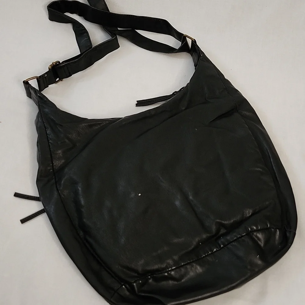 MultiSac Burgundy Handbag W/ Two Black Hobo Bags